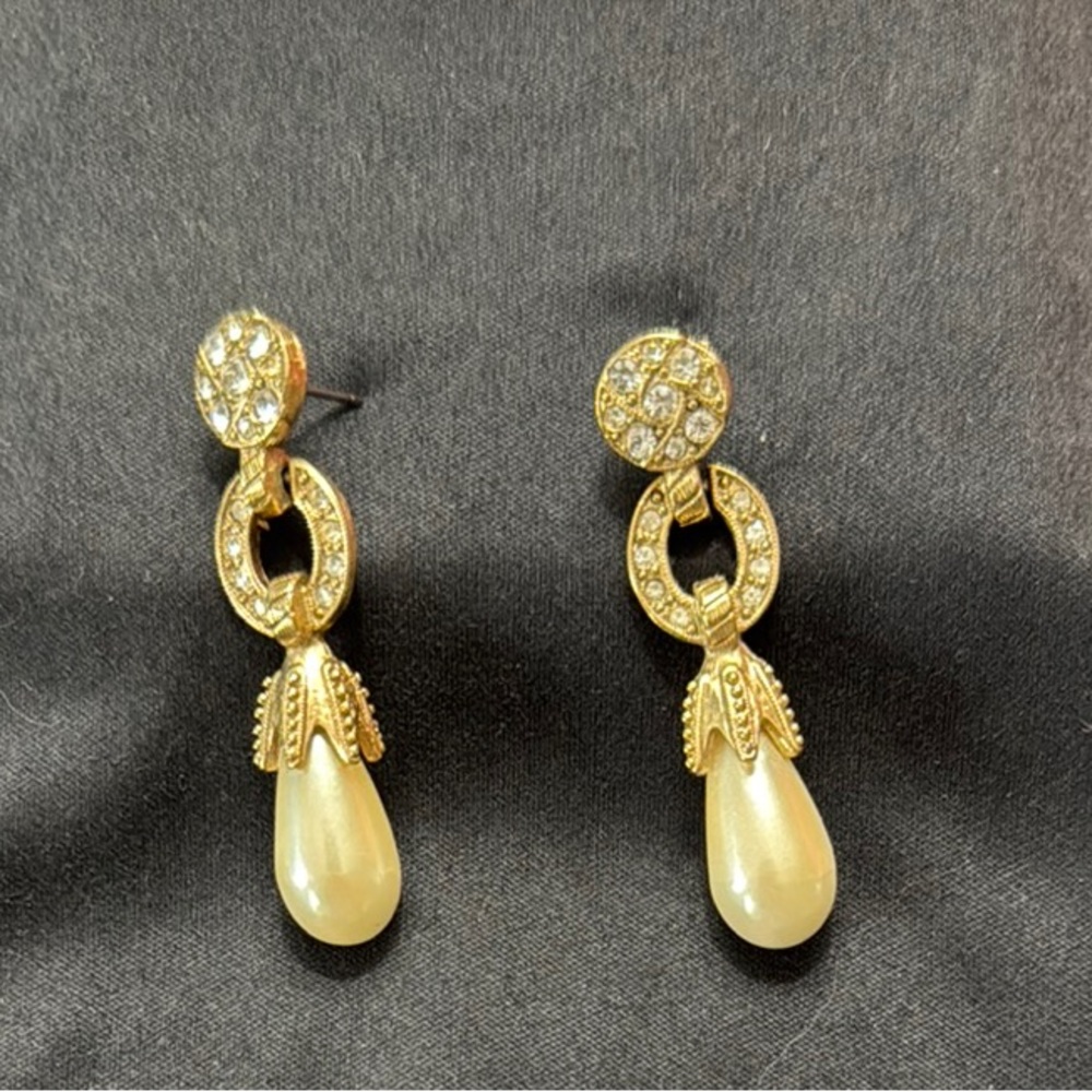 Elegant Gold and Cream Drop Earrings